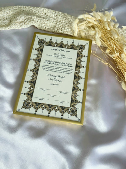 Nikah Zertifikat mit braunem spitzen Rahmen