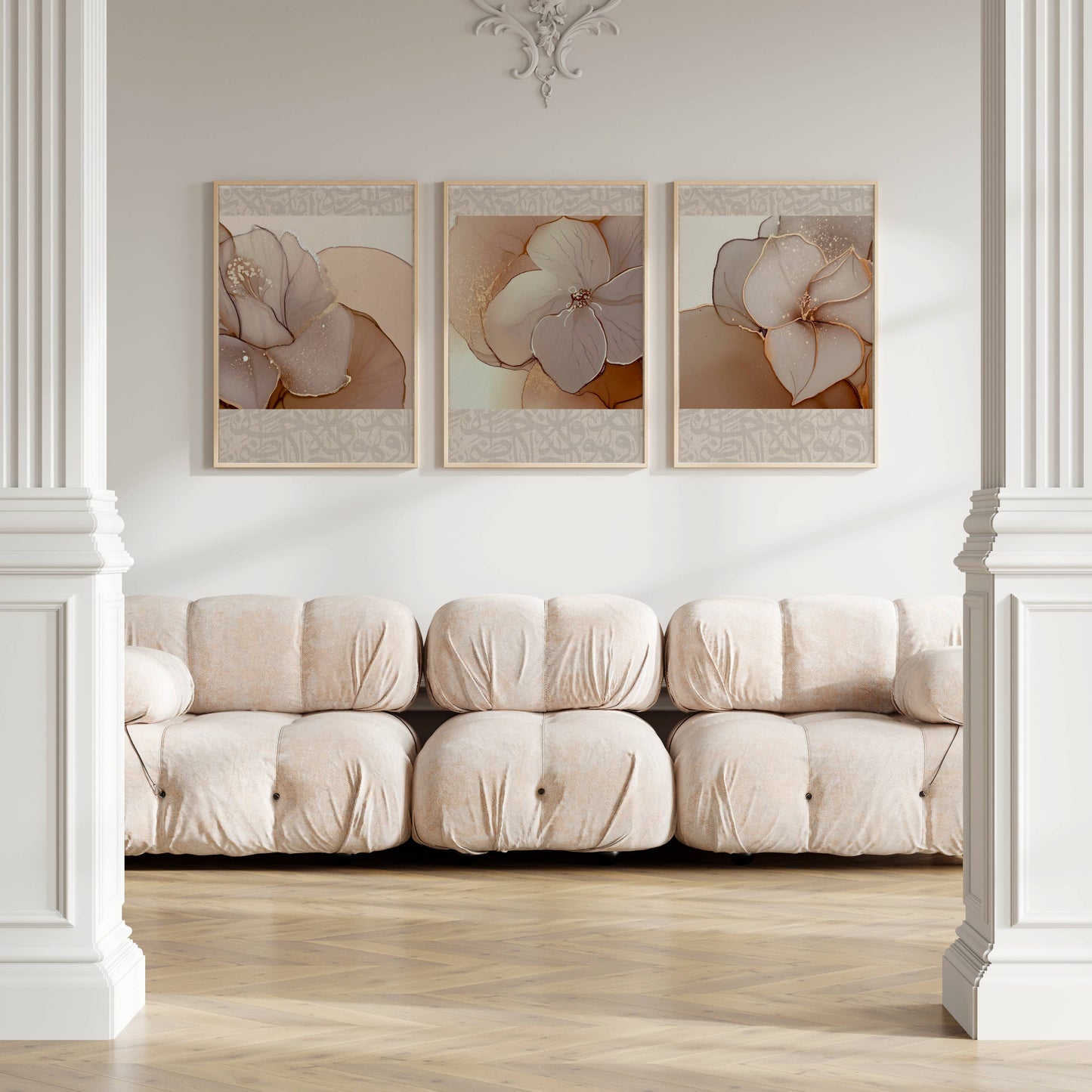 Ästhetisches Blumenprint Posterset mit Kalligraphie im Hintergrund